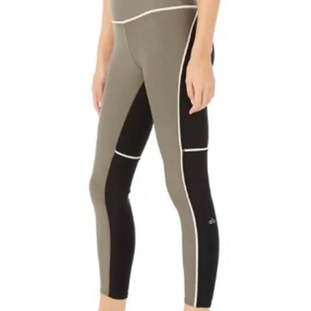 ALO YOGA Airlift 7/8 High-Waist Element Colorblock Olive Branch Leggings
